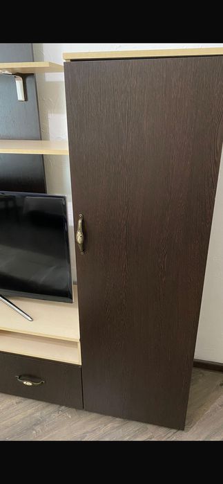 Продам шкаф ( стенка ) под телевизор