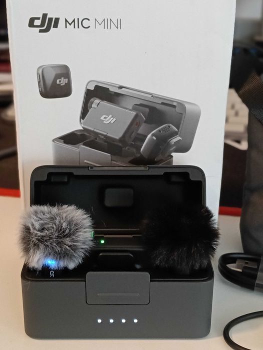 DJI Mic Mini kit 2TX 1RX USB-C jack 3.5mm TRS ca nou nefolosit set microfoane wireless bluetooth