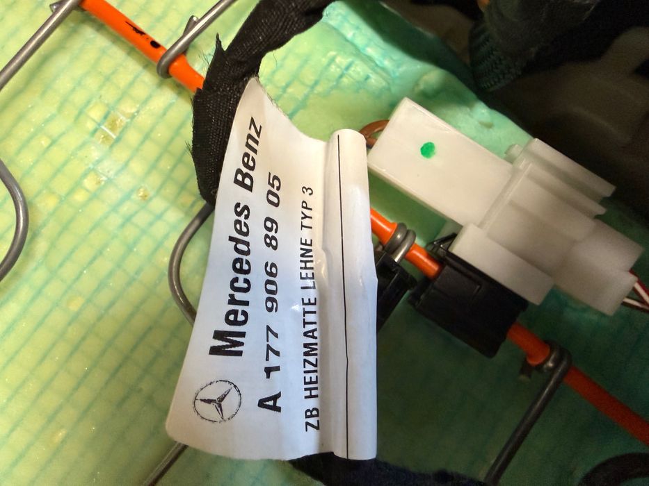 Air bag и подгрев - комплект - Предни седалки за Mercedes GLA H247 2025г.