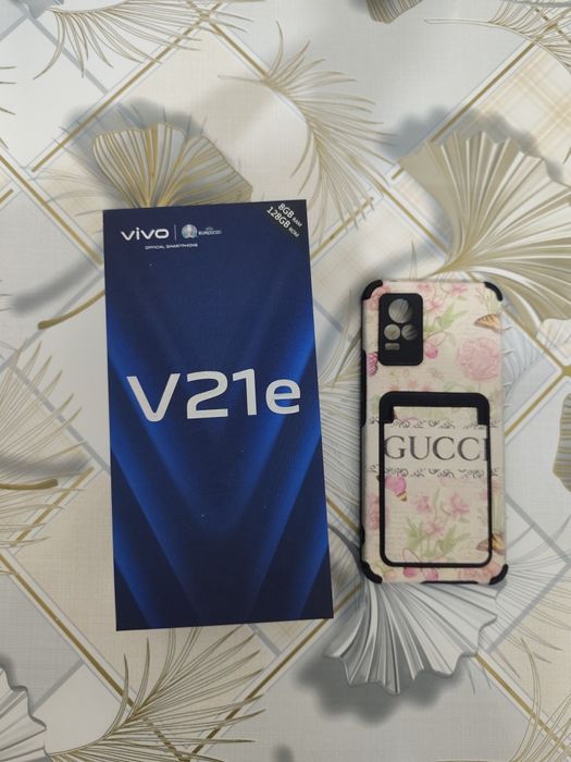 Продам Смартфон Vivo V21E