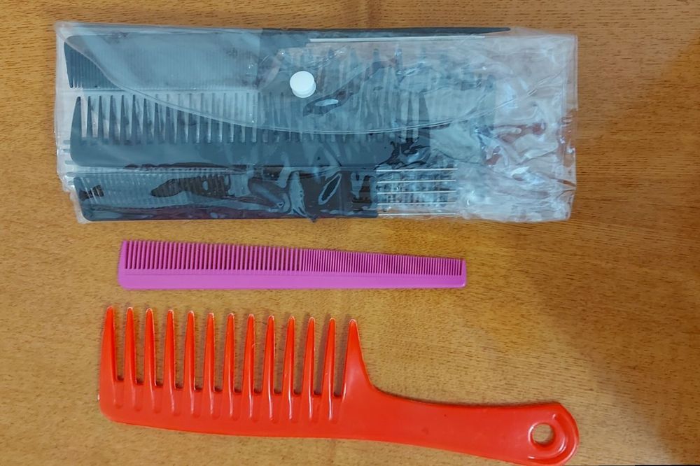 Набор расчёсок комплект