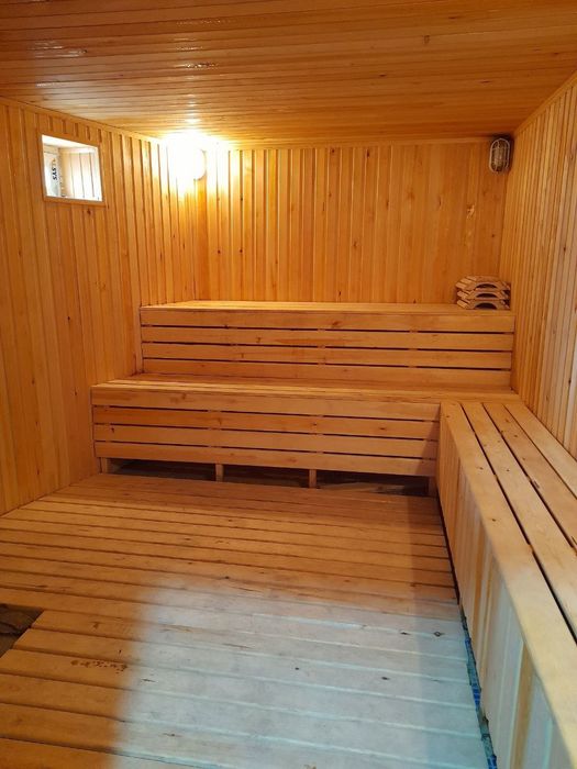 Продаётся дача с евро ремонтом в городе чирчике 8 соток