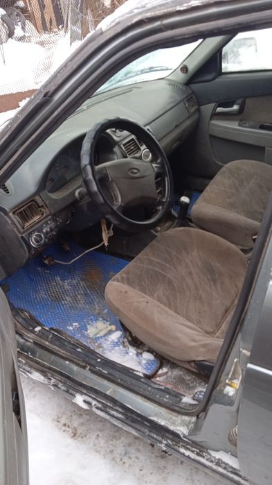 Продам Приору хечбек