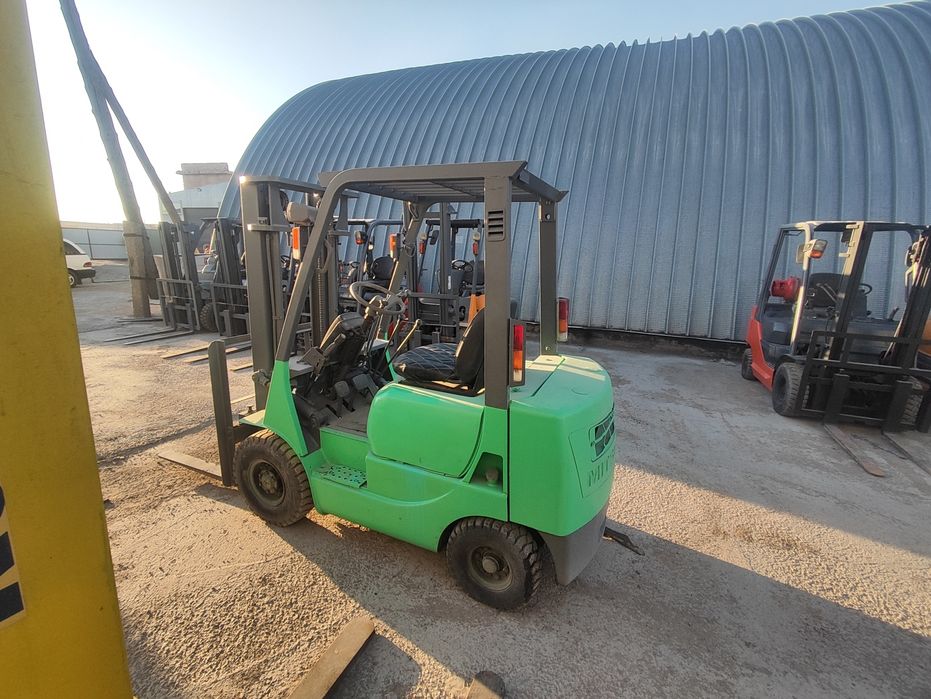 Продам вилочный погрузчик. Кара