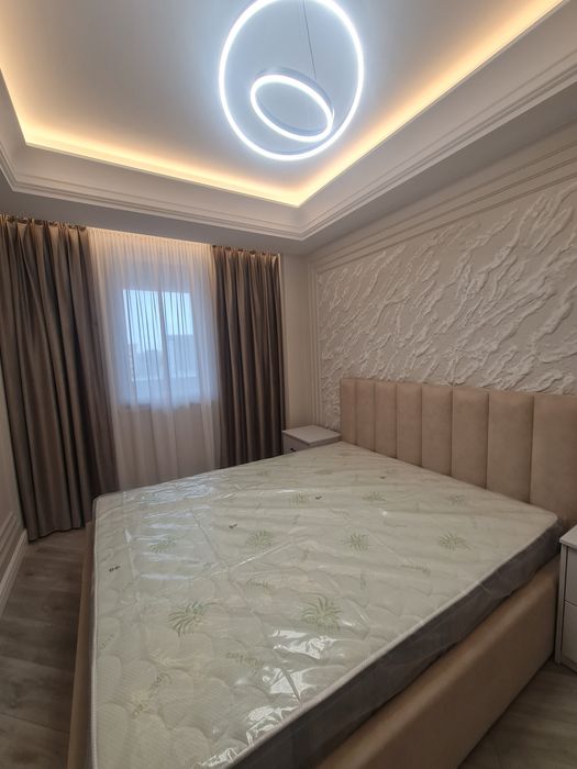 Vând apartament cu două camere în bloc nou mobilat si utilat