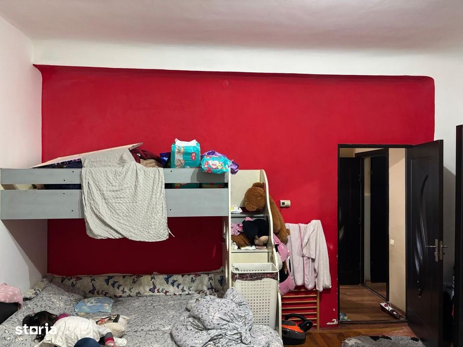 Vand apartament 2 camere Centru