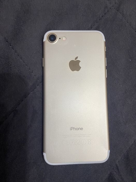 Продам айфон 7 в хорошем состоянии