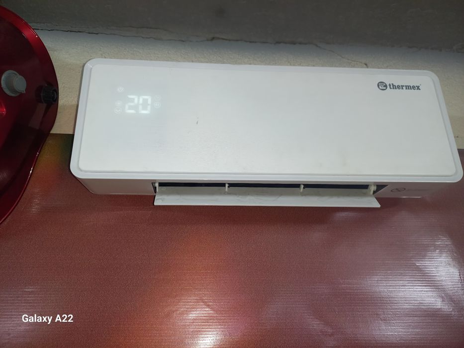 Обогреватель на стену