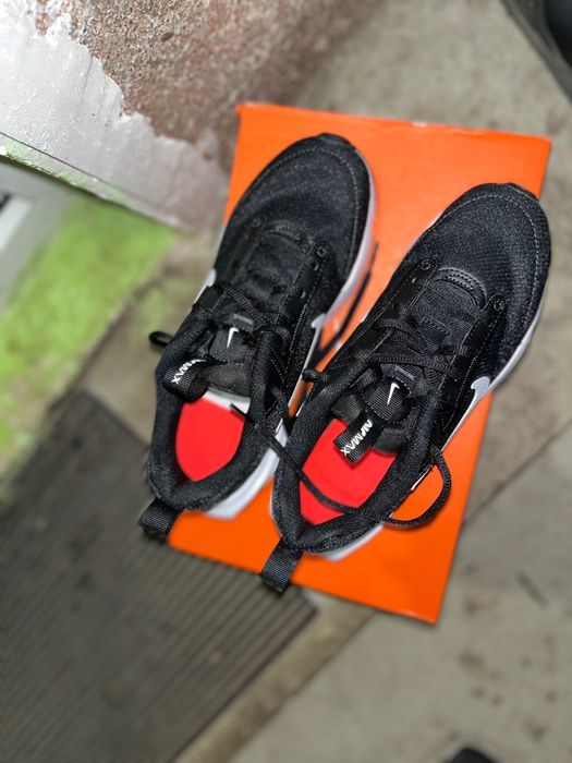 Nike air Max Revolution 7