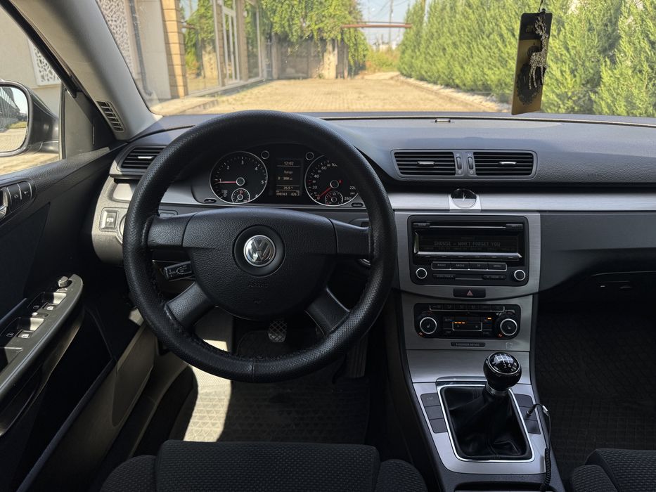 Volkswagen Pasaat 1.9Tdi