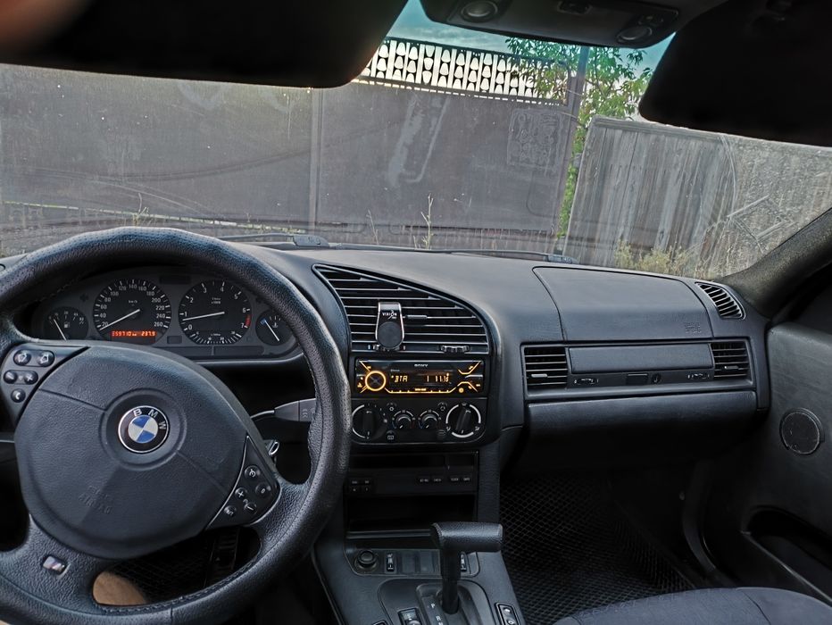 Продам BMW 320 E36 Coupe (купэ)