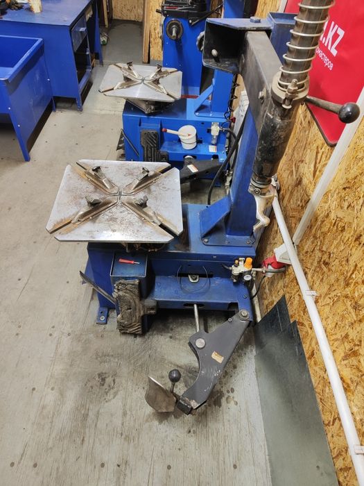 Шиномонтажный станок