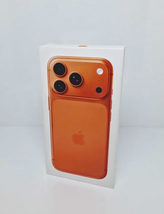 НОВ•iPhone 17 Pro 256GB Cosmic Orange