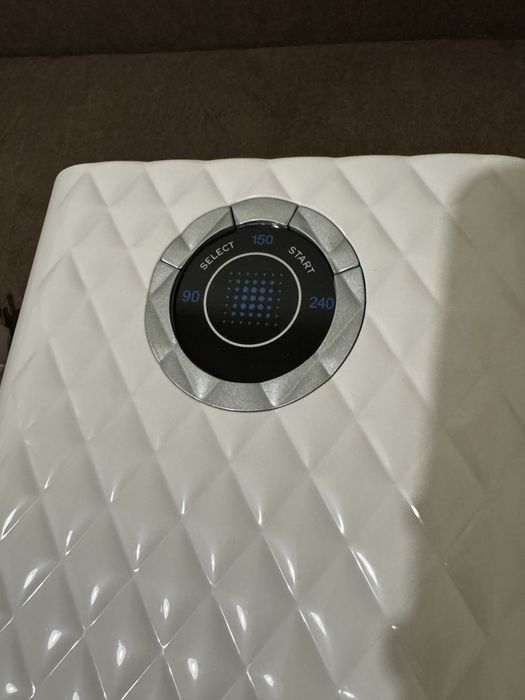 Комплект за гел лак - лампа и аксесоари