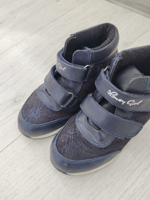 Продам, почти новые