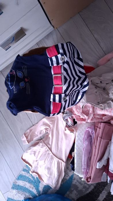 Hăinuțe si geci pentru fetita