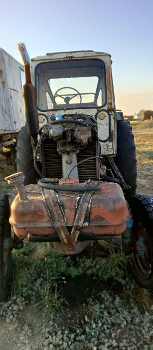 Два трактора Белорус МТЗ 80