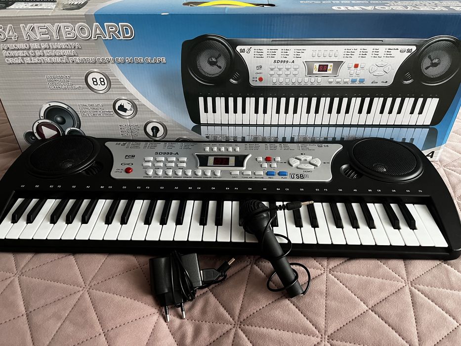 Orga electronica muzicala