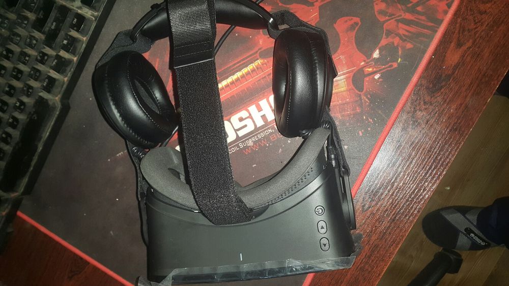 Продам шлем виртуальной реальности PIMAX 4K