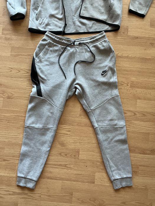 Nike tech gri old season