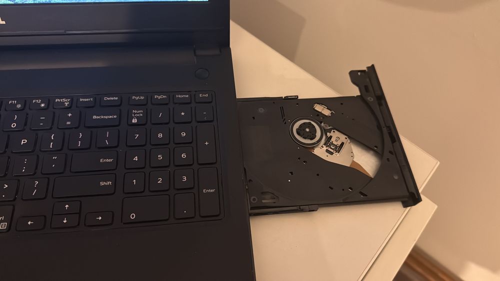 Laptop Dell Inspiron 3576 ® Black
