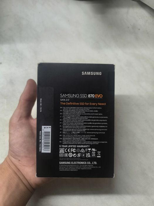 SSD 870EVO 1tb model: MZ-77E1TOB(неотваряно)