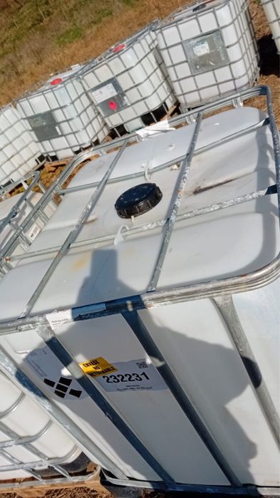 Bazine de 1000 de litrii