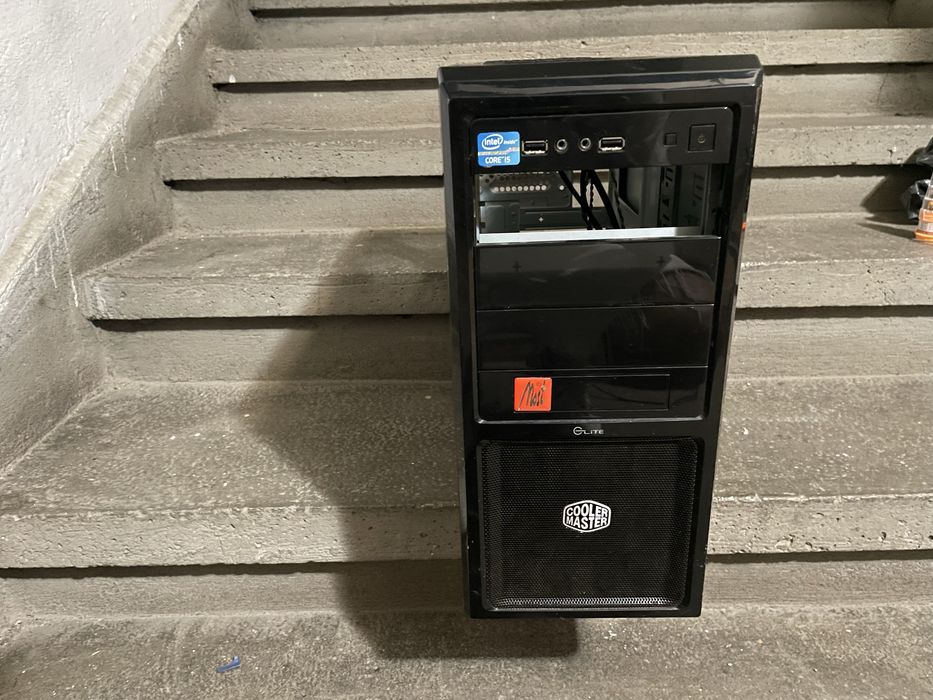 Кутия за компютър Cooler Master
