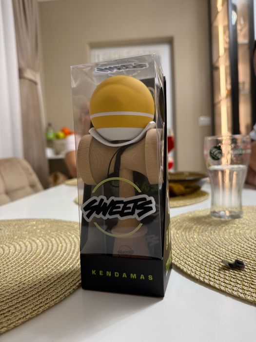 Kendama Sweets Broken Shape Tracker Yellow
