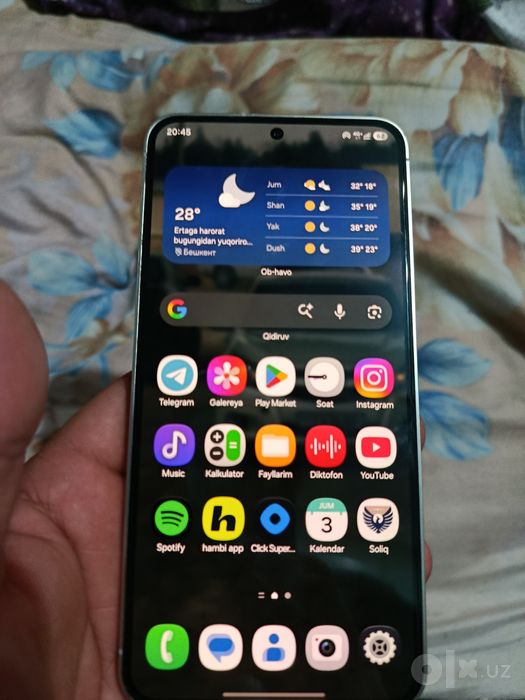 Samsung Gallaxy S24. 256GB 8+8GB ozu.  Tinniq telefon