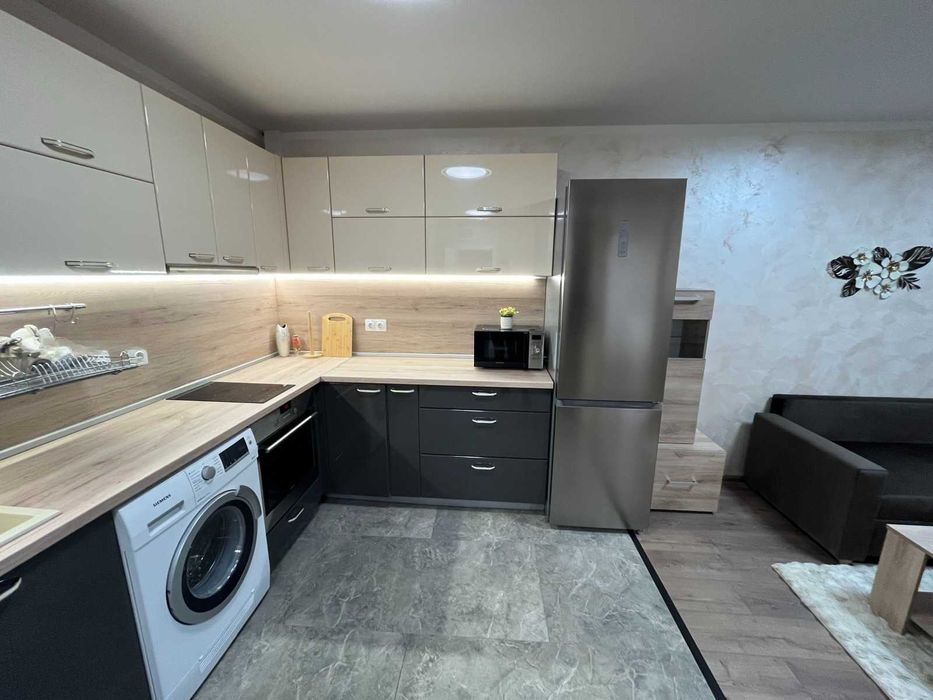 Дава се под наем Тристаен апартамент в София, Банишора - 76 кв.м за 637.5 € - Снимка #3