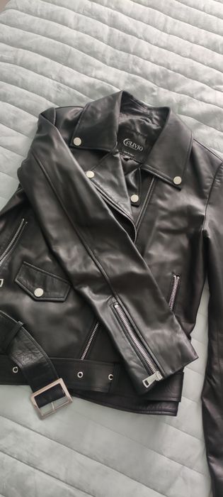 Продам кожаную куртку 44 размера