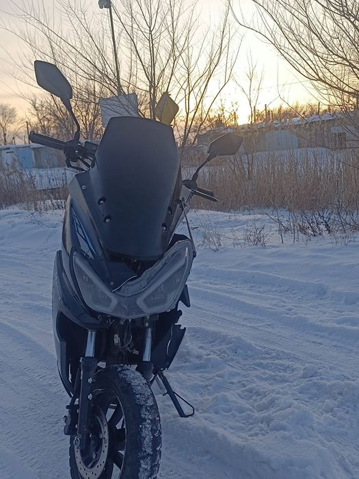 Продам скутер макси