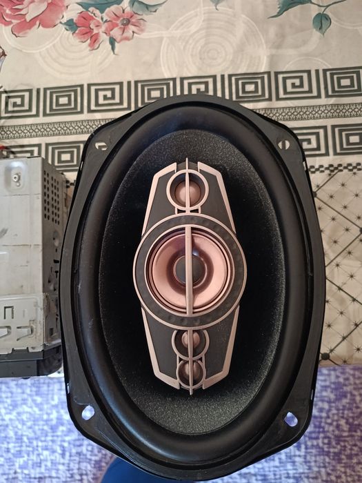 Pioneer original kalonka magnitola sotiladi srochna!!!