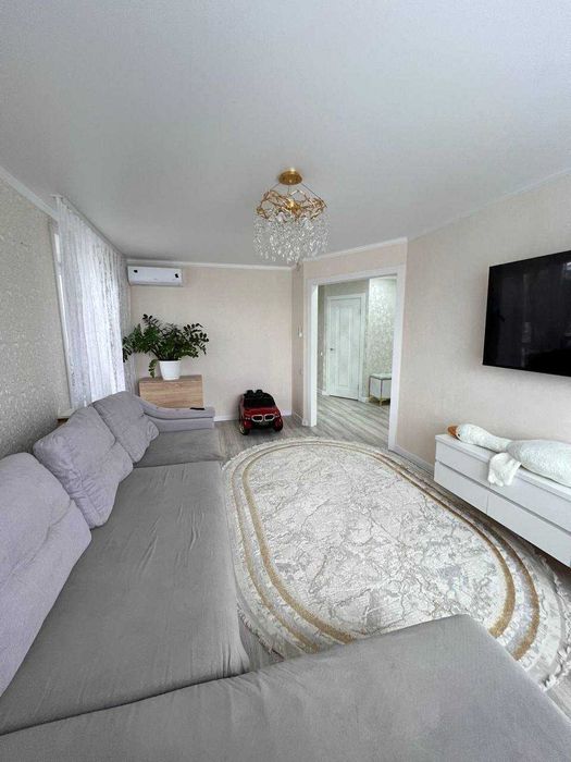 Продам 4 ком квартиру район ЖД больницы