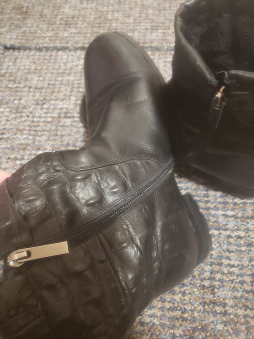 Дамски боти от естествена кожа