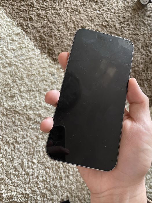 продается айфон 15 про макс 256гб