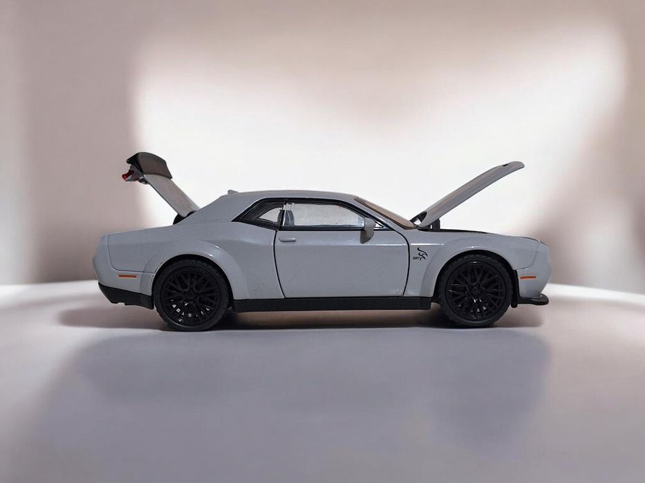 Metal mashina металлическая машина