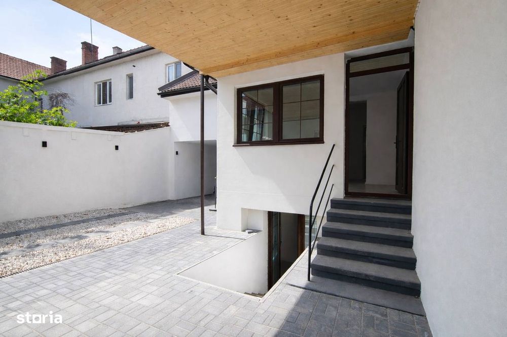 De închiriat casă individuală renovată- Zona Abator