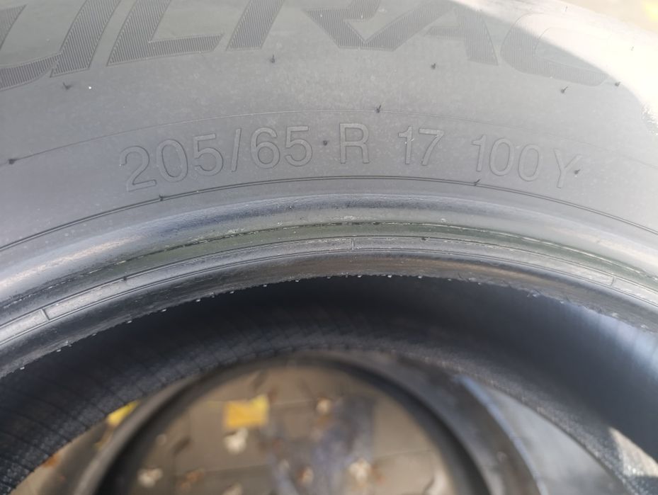 Anvelope de vara 205 65 17 Vredestein dot 2024