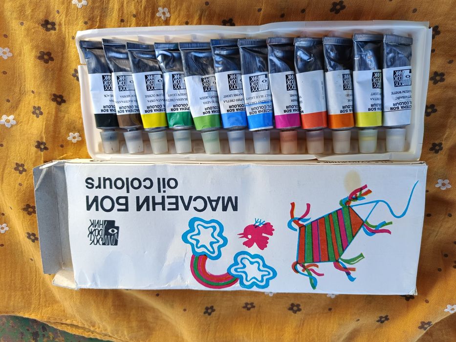 Стари български маслени бои