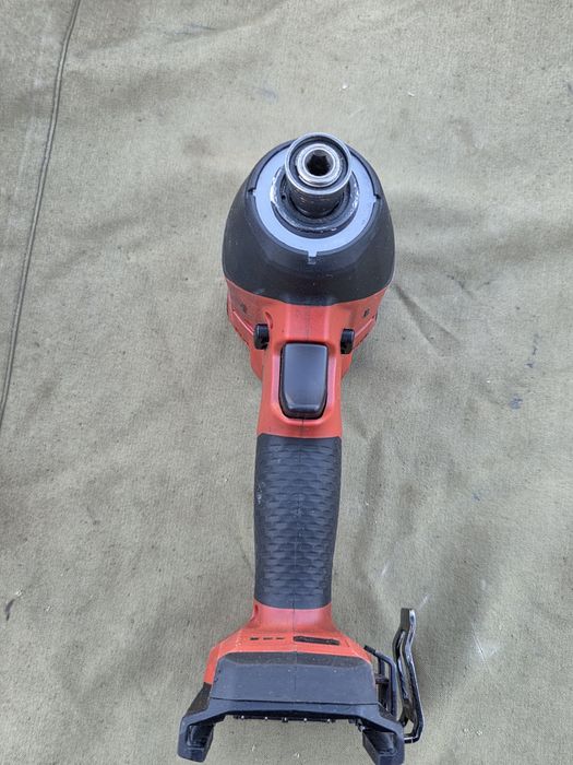 HILTI  SID 6-22 Безкабелен ударен винтоверт