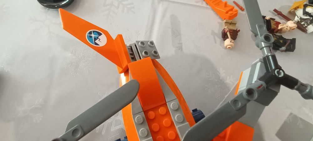 Прдавам лего 60193