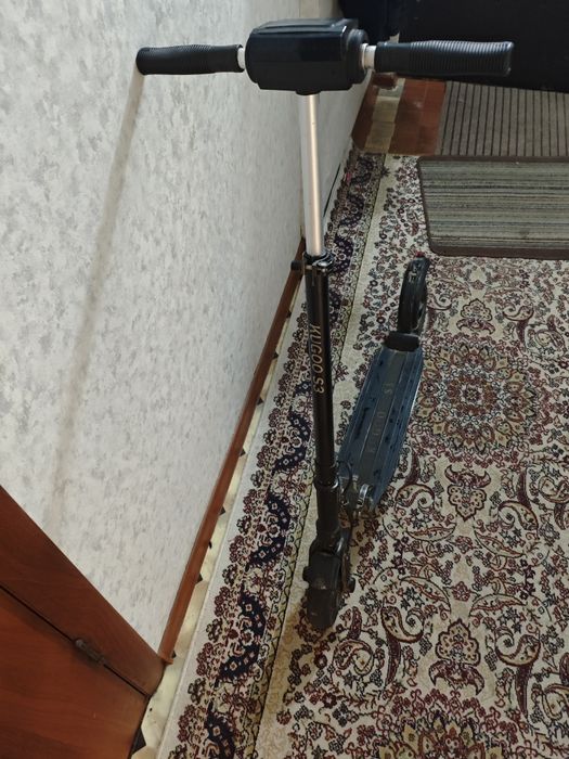 Продам электросамокат