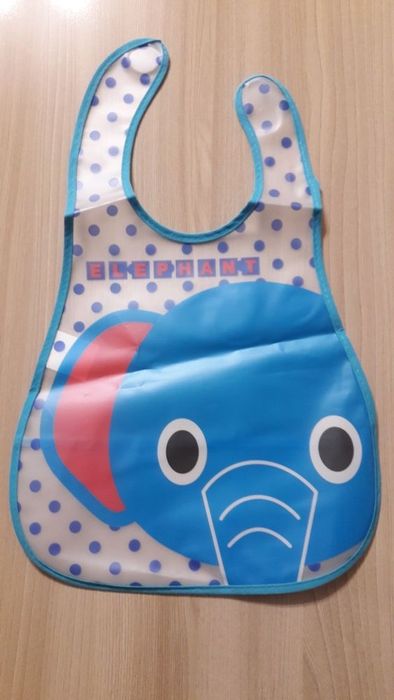 Слюнявчики для детей