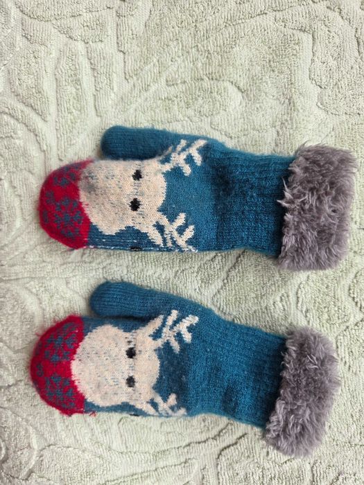 Кофты и платье для девочки