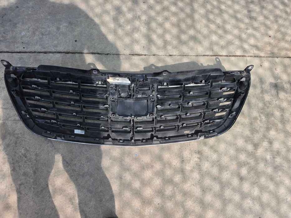 Решетка за Mercedes w222