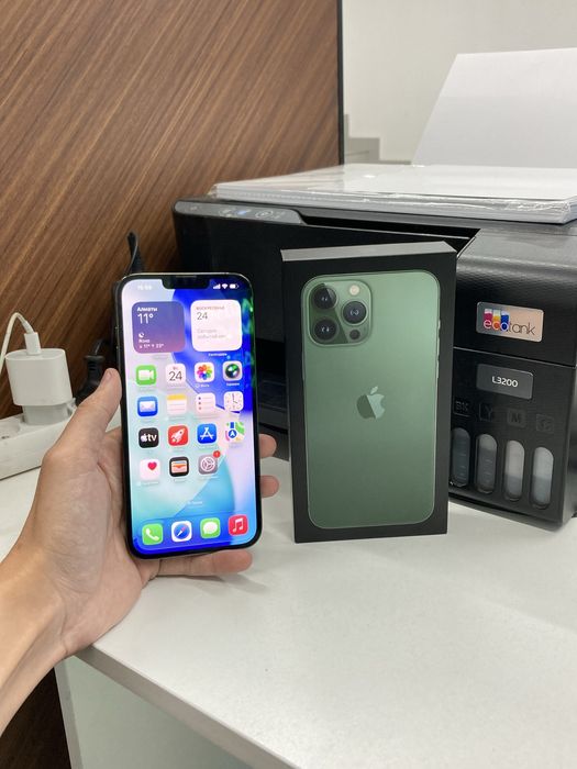 Продам срочно iPhone 13 Pro Max 256GB