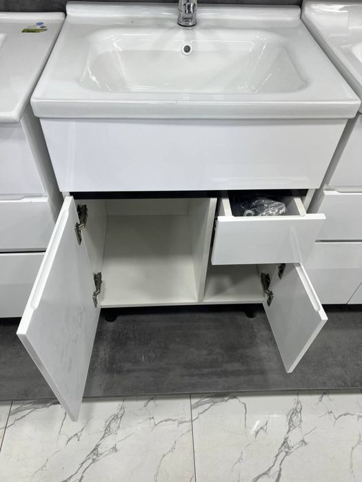 Раквина с тумбой (shkafli rakvina) новый