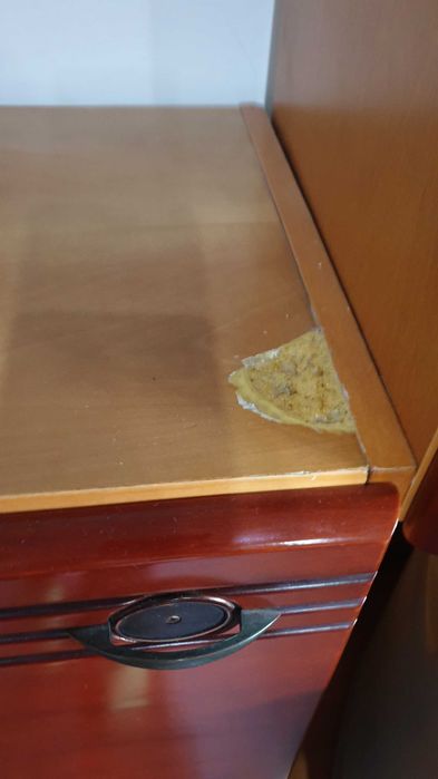 Vand mobila de lux,  lemn de cires